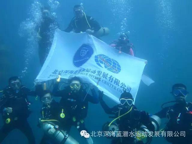 有热饭 有被褥 有暖气——探访阿合奇县震区安置点第一夜