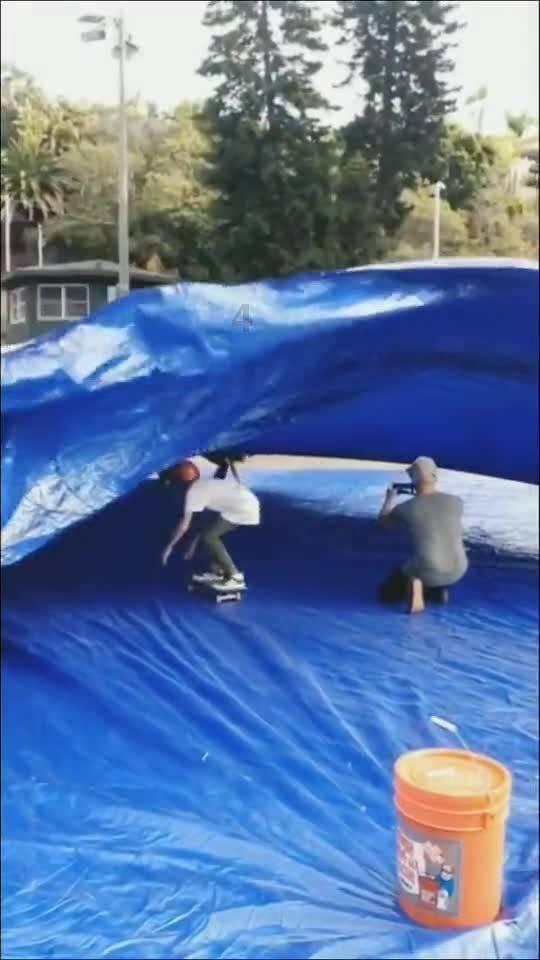 移动的滚轮