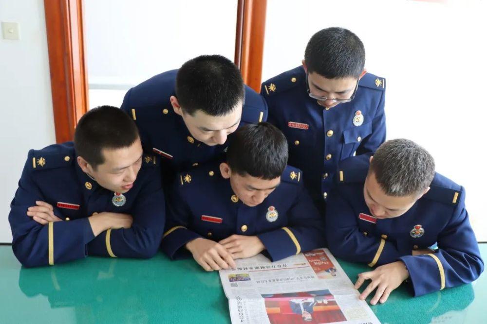 李小龙，落网！