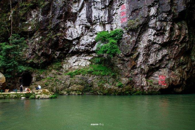 兰蔻和雅诗兰黛粉底液哪个好